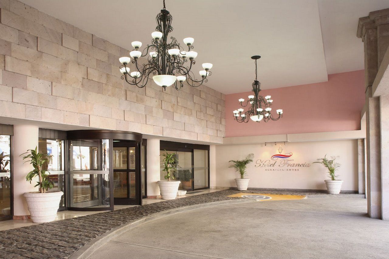 ホテル フランシア アグアスカリエンテス エクステリア 写真